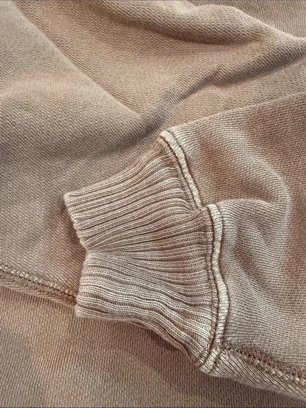 Elwood Taupe sweatpants and hoodie